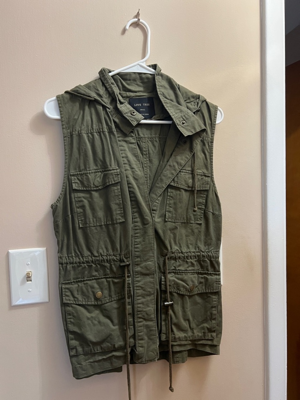 Green vest size small
